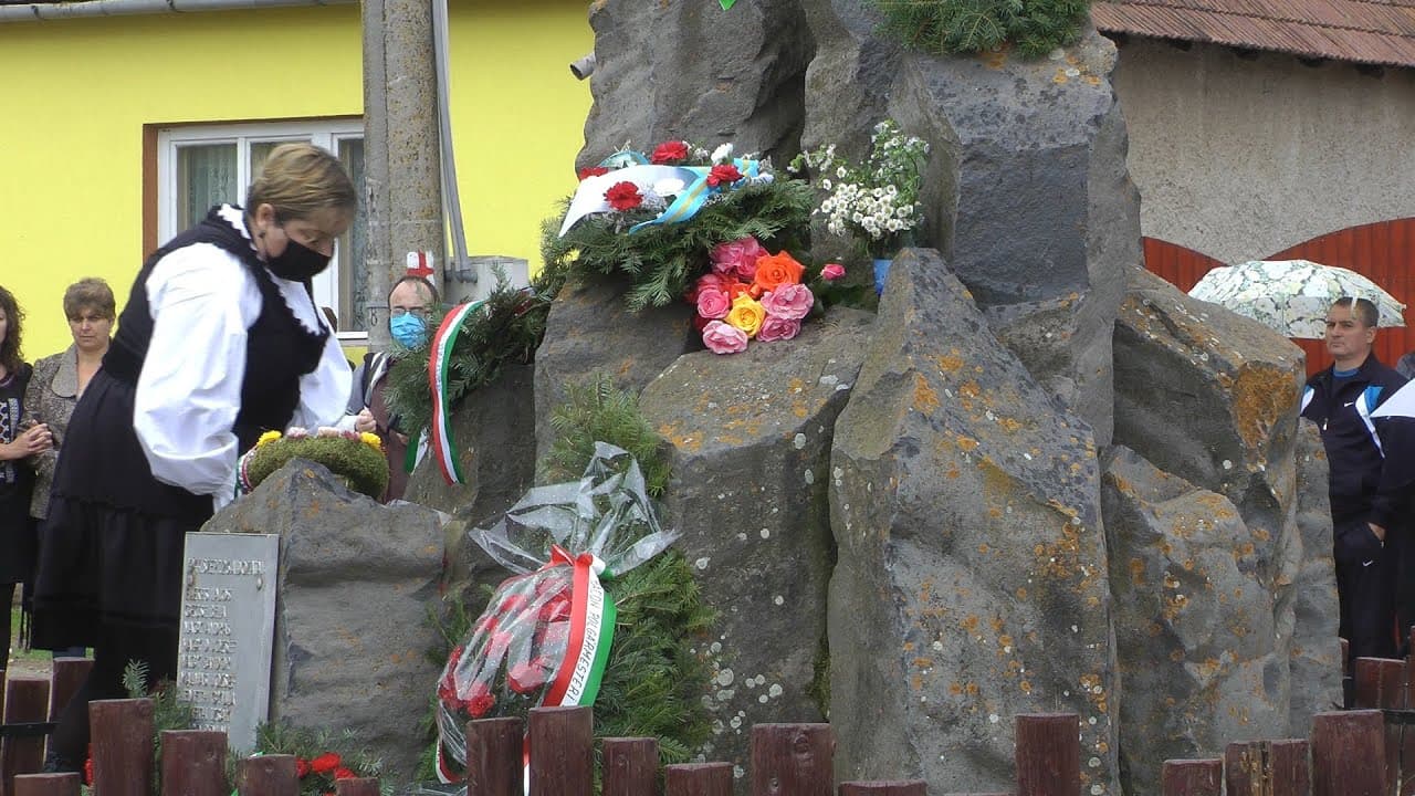 Gyásznap Szárazajtán.