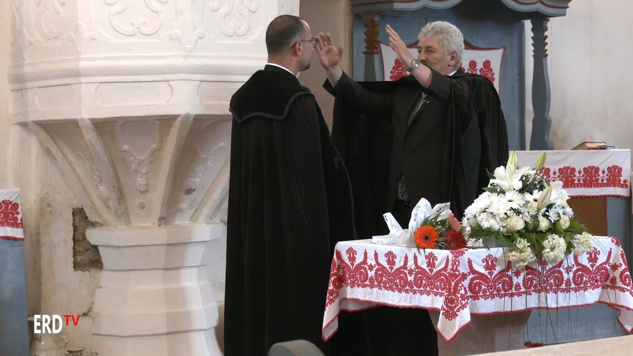 Lelkészavató istentisztelet Nagybaconban