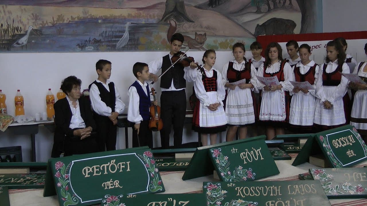 Múltidéző, bútorfestő tanfolyam Köpecen