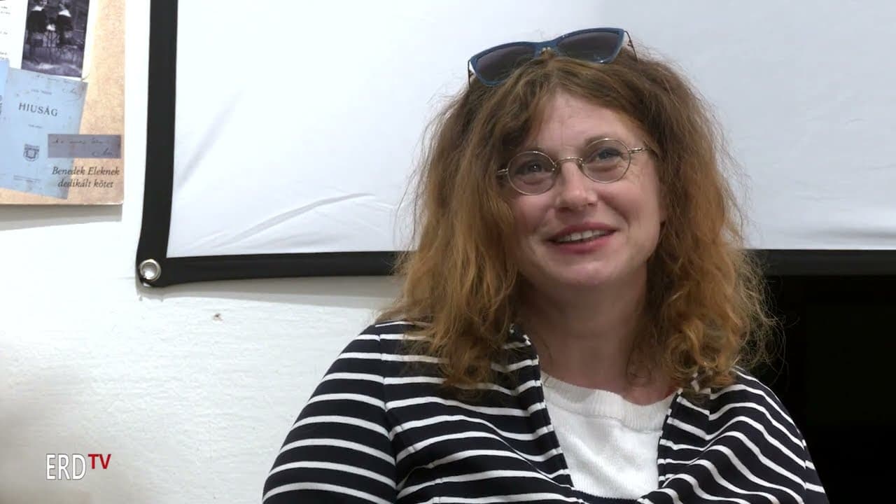 Szebeni Zsuzsanna színháztörténésszel beszélget Lakatos Csilla muzeológus