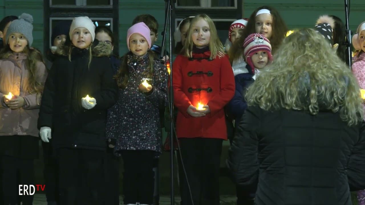 A Gaál Mózes Általános Iskola második osztályos tanulói - ADVENT