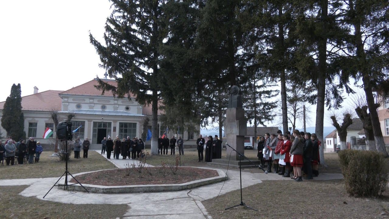 Éljük meg hitünket és emberségünket.