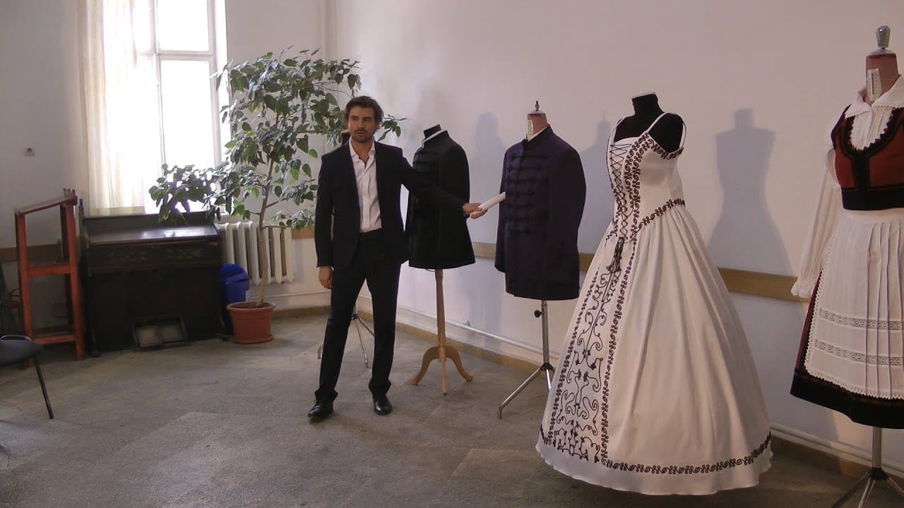 Viseleteink. Dávid Alpár népviselet-készítő ruhái.