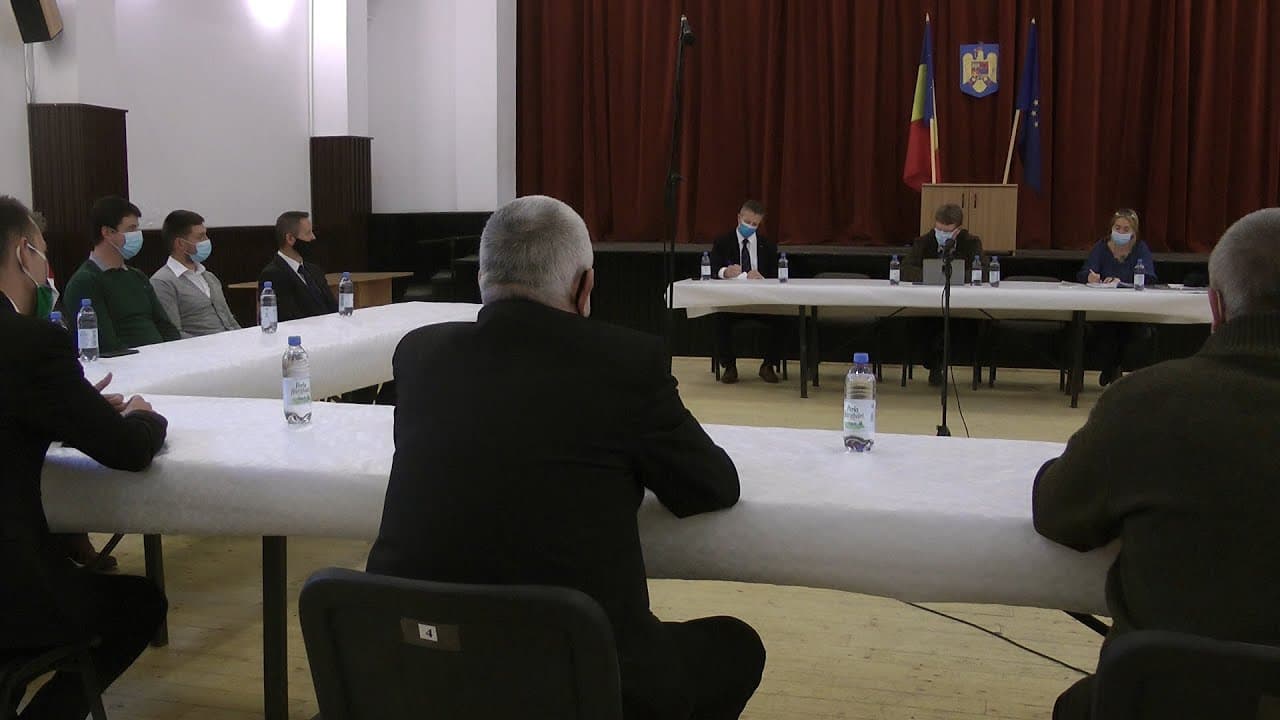 Barót város önkormányzatának rendkívüli ülése.